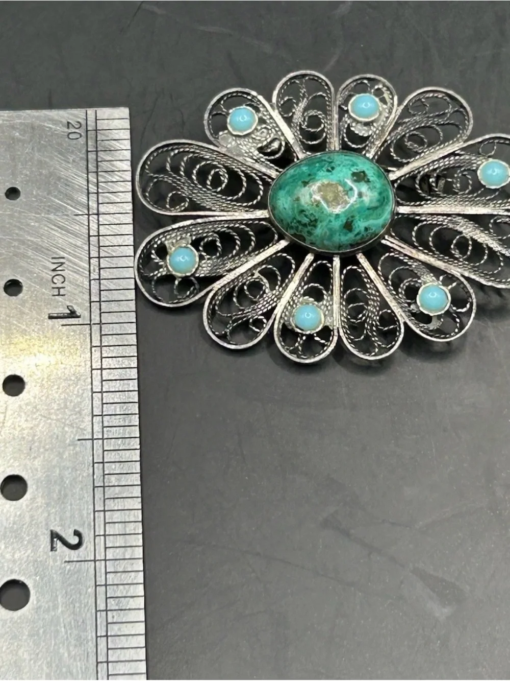 VTG Israel 925. Silver Filigree Flower Brooch with Turquoise Stones - Green/Blue